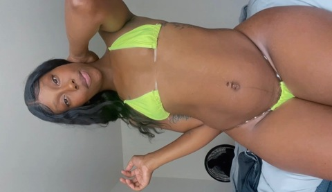 @msbsocreamyfree leaks Onlyfans photos free 

 picture 2