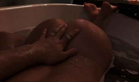 mulatacol OnlyFans Leaks (1 Photos and 0 Videos) 

 picture 2