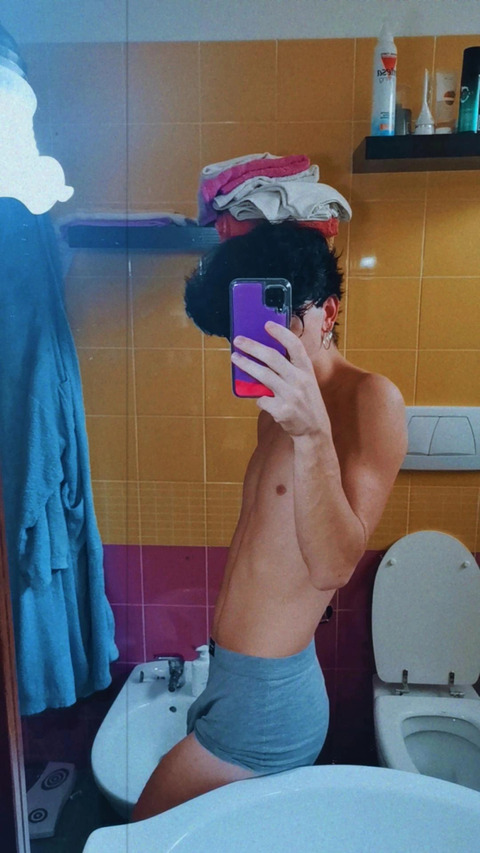 Onlyfans leaks mvttvxx 

 picture 2