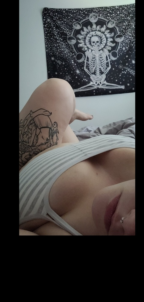 myowndestiny1695 OnlyFans Leaked (81 Photos and 18 Videos) 

 picture 2