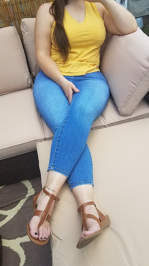 @myprettywifesfeet leaks Onlyfans videos free 

 picture 2