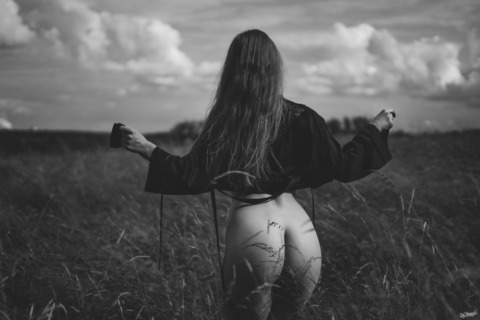 View mysterious_riri (Mysterious_riri) OnlyFans 22 Photos and 0 Videos leaks 

 picture 2