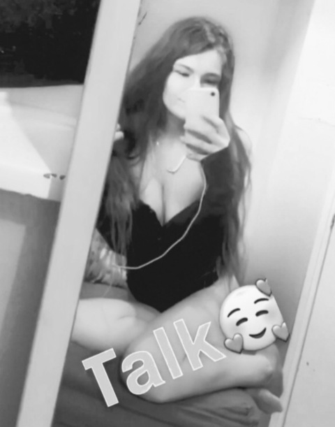 mysterygirl2221 (Mystery girl22) OnlyFans Leaked Pictures & Videos 

 picture 2