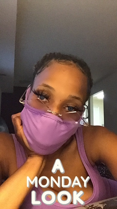 View MzJuicymo3 (mzjuicymo3) OnlyFans 24 Photos and 131 Videos leaked 

 picture 2
