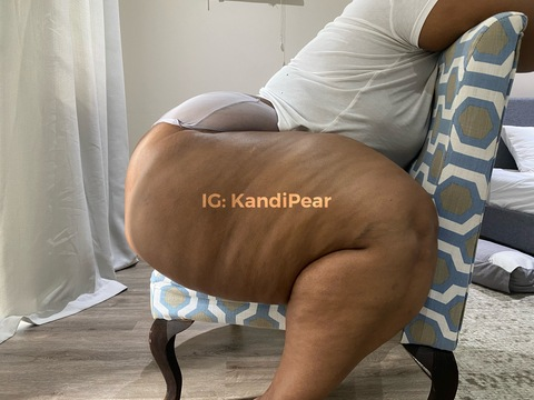 View mzkandipear OnlyFans videos and photos for free 

 picture 2