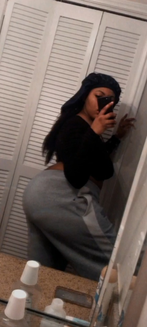 Download mzmckenzie OnlyFans content free 

 picture 2