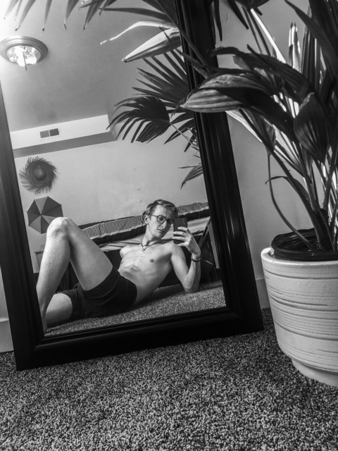 n8inch OnlyFans Leaks 

 picture 2