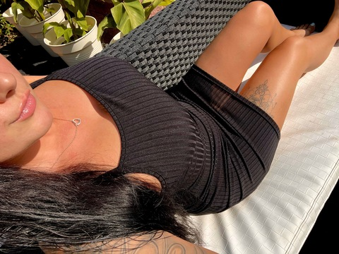 nadine777 OnlyFans Leaks (21 Photos and 5 Videos) 

 picture 2