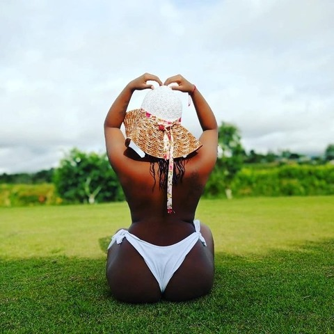 View Nanda Evano (nandaevano01) OnlyFans 17 Photos and 17 Videos leaked 

 picture 2