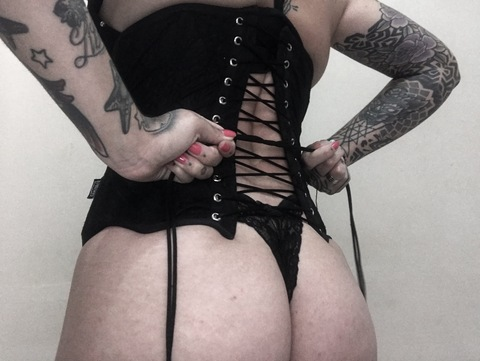 Download nandyteix OnlyFans content free 

 picture 2