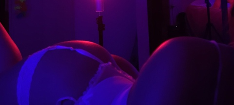 View nathalia_j OnlyFans content for free 

 picture 2