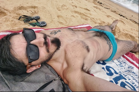 naturistantric1 OnlyFans Leaks 

 picture 2