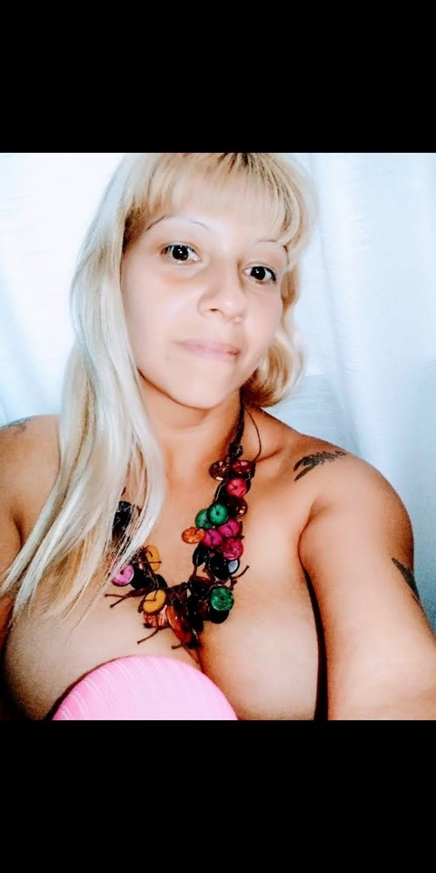 natybombom OnlyFans Leaked 

 picture 2