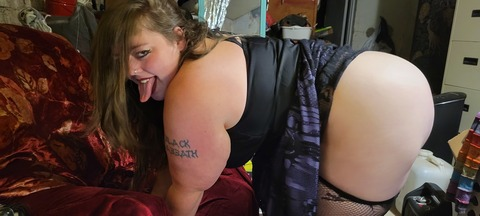 Onlyfans free naughtianice 

 picture 2
