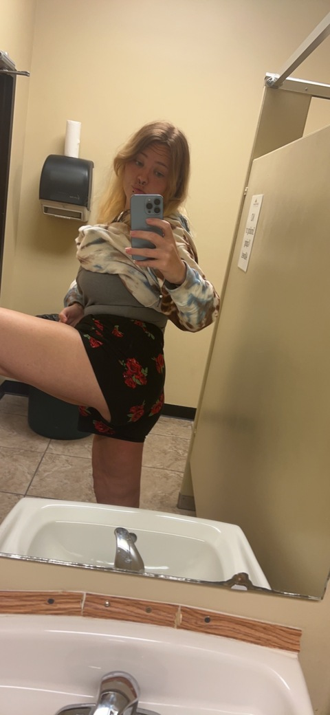 Download naughtydragon22 OnlyFans videos and photos free 

 picture 2