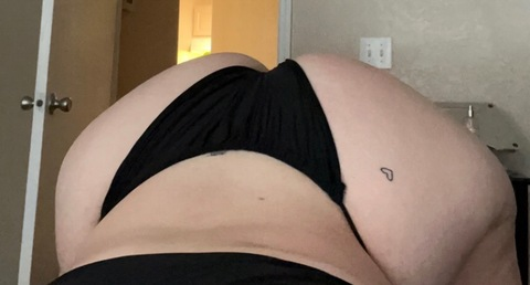 View naughtymama2.0 (😈) OnlyFans 52 Photos and 22 Videos leaks 

 picture 2