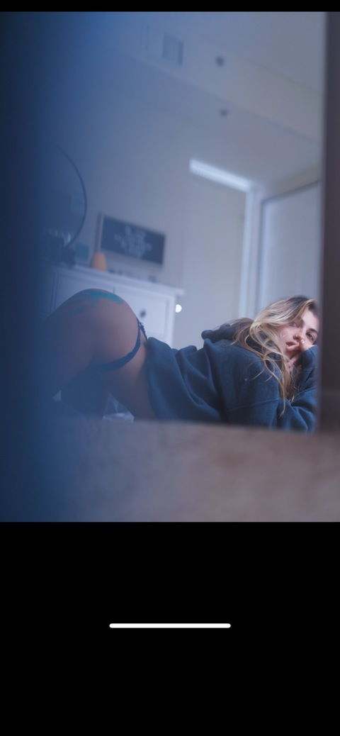 naughtymic (micay) OnlyFans Leaks 

 picture 2