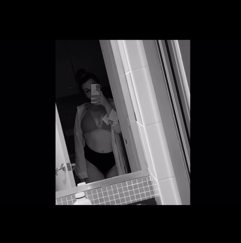 naughtyneesh OnlyFans Leaked 

 picture 2