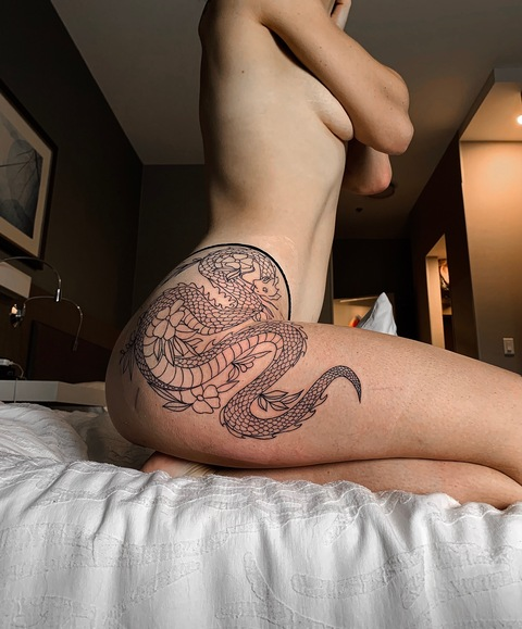 View naughtytully OnlyFans content for free 

 picture 2