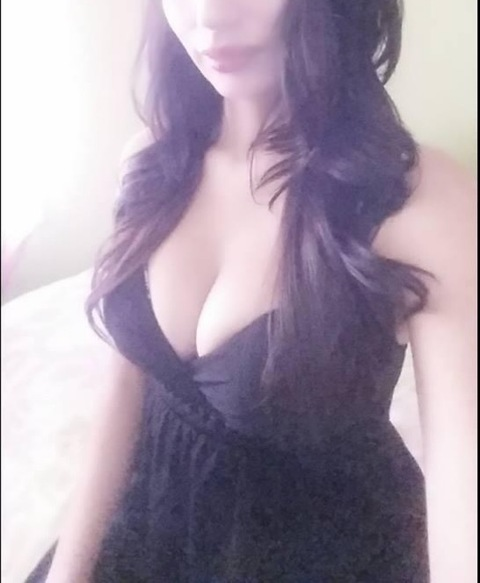View nessastarxo (Vanessa 💋) OnlyFans 14 Photos and 2 Videos leaks 

 picture 2