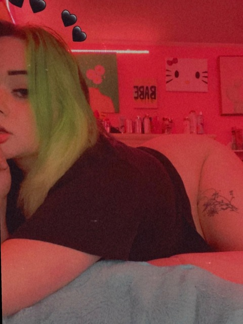 ngelcxm (Angellix) OnlyFans Leaks 

 picture 2