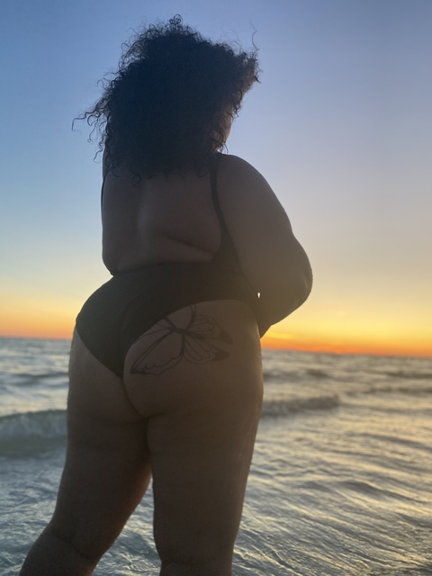 niaadiorrx OnlyFans Leaked Photos and Videos 

 picture 2