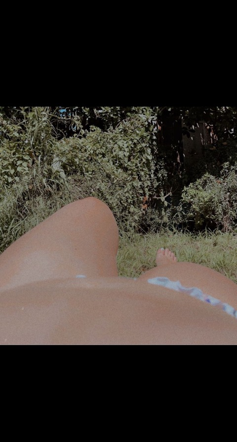 nickilee2020 OnlyFans Leaked (0 Photos and 0 Videos) 

 picture 2
