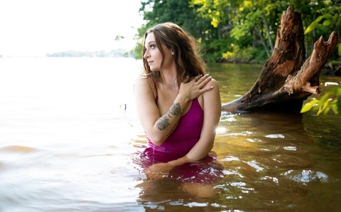 nicole.xxx leaked gallery photo 2