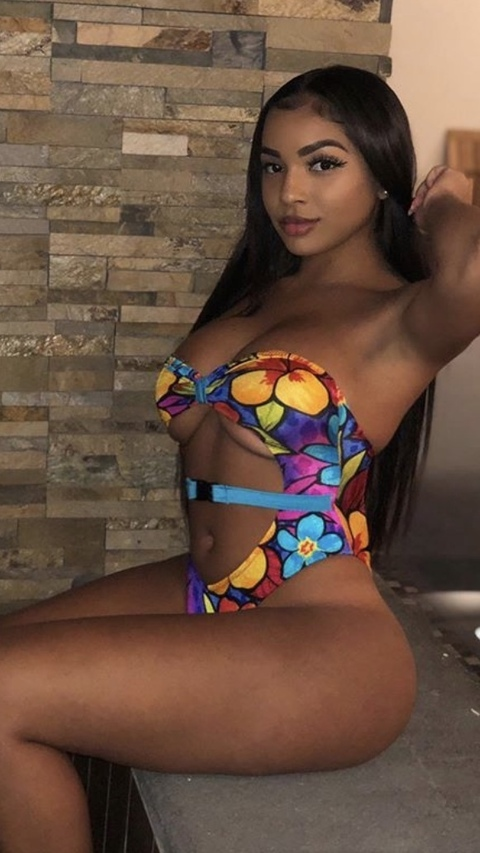 nicole_98 (Nicole_98) OnlyFans Leaked Videos and Pictures 

 picture 2