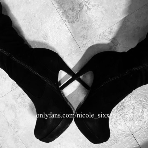 nicole_sixx OnlyFans Leak (54 Photos and 22 Videos) 

 picture 2