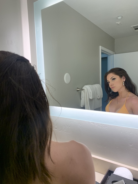 Download nicolenazario OnlyFans videos and photos free 

 picture 2