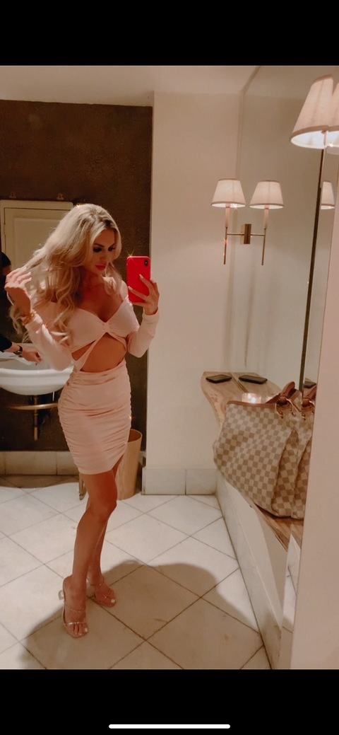 nicolfit OnlyFans Leak 

 picture 2
