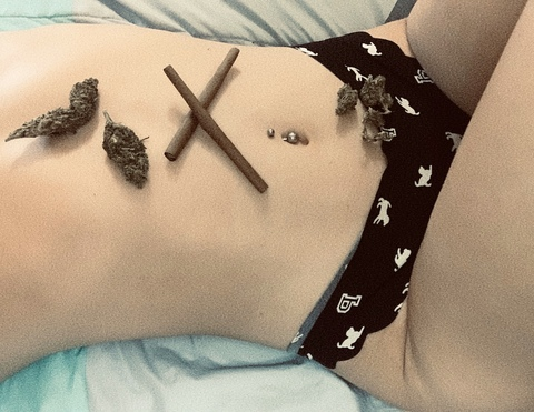 Onlyfans leaks nicxlle 

 picture 2