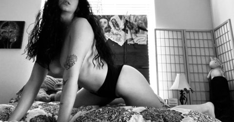 View Neila Alien (nielabae) OnlyFans 52 Photos and 8 Videos for free 

 picture 2