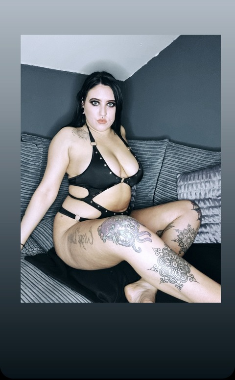 nikki-foxx (Nikki foxx) free OnlyFans Leaked Videos and Pictures 

 picture 2
