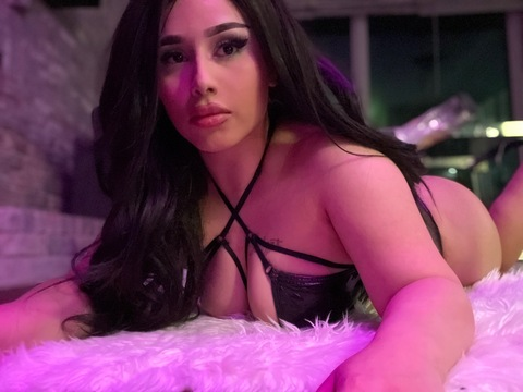 @nikkiluxx leaks Onlyfans content free 

 picture 2