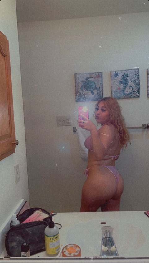 View nikkitasaii OnlyFans videos and photos for free 

 picture 2