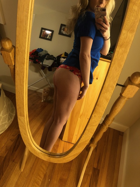 View nikkixoxo69 OnlyFans videos and photos for free 

 picture 2