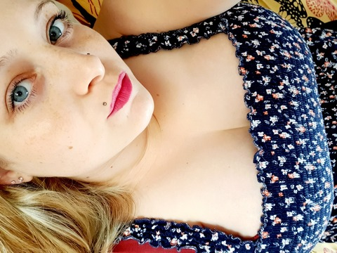 nikkjjj OnlyFans Leak 

 picture 2
