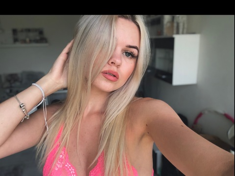 View nikyxxx OnlyFans videos and photos for free 

 picture 2