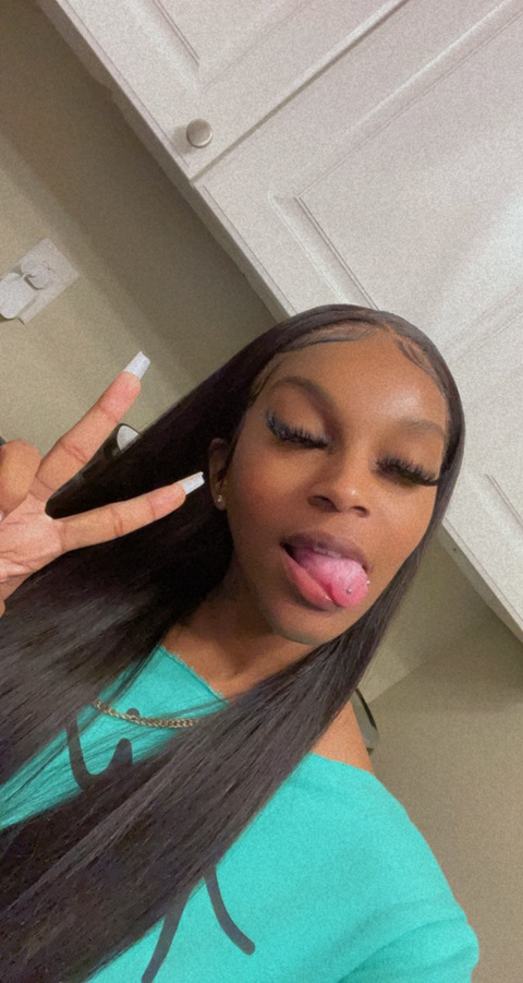 niniunique3 OnlyFans Leaked Photos and Videos 

 picture 2