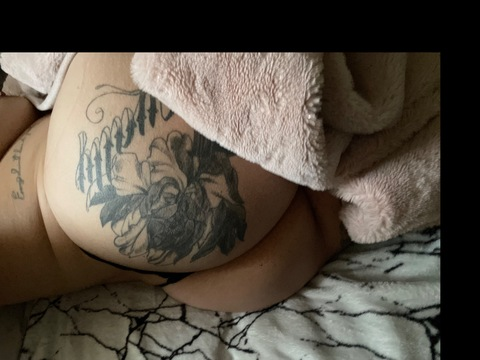 nniichole (Niki Nichole) OnlyFans Leaked Content 

 picture 2