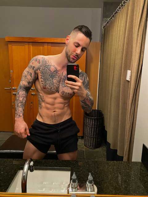 View noahfitt OnlyFans content for free 

 picture 2
