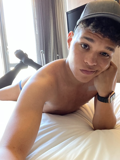 Onlyfans leaks noahsup 

 picture 2