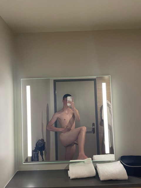 View notice.mrln (notice.mrln) OnlyFans 31 Photos and 21 Videos leaked 

 picture 2