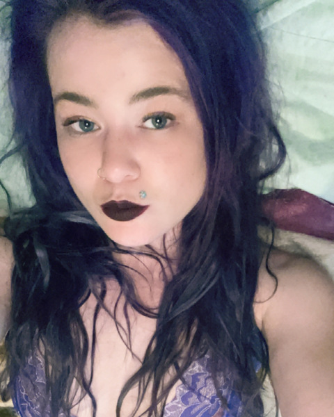 noturbabe253 OnlyFans Leak (0 Photos and 0 Videos) 

 picture 2