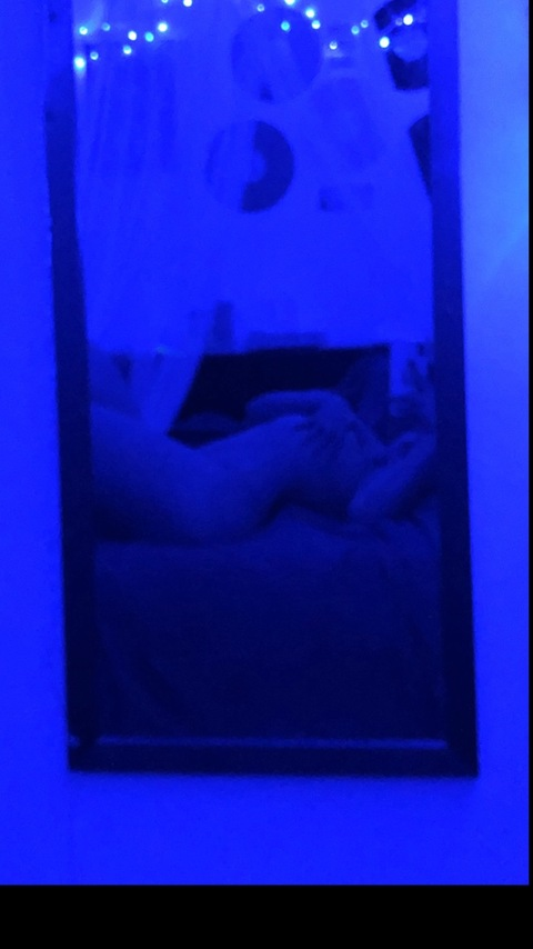 noturbitxxx OnlyFans Leak (4 Photos and 1 Videos) 

 picture 2
