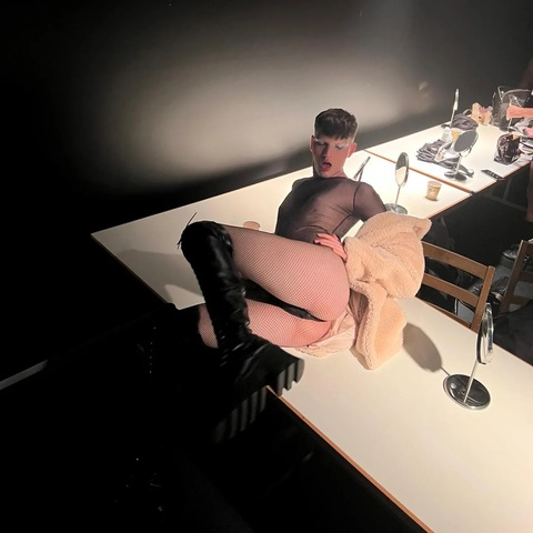 View Robyn (noturcasualfantasy) OnlyFans 21 Photos and 6 Videos gallery 

 picture 2