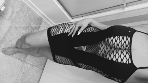 noty0urbae (noty0urbae) OnlyFans Leaked Pictures and Videos 

 picture 2