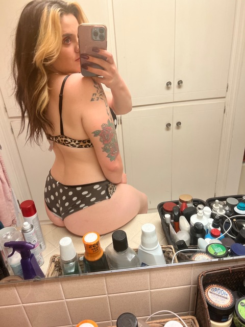 Onlyfans free notyourplaybunnyyy90 

 picture 2